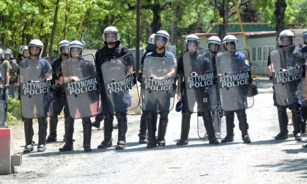 Για την αστυνομική επίθεση εναντίον αντιφασιστών στο Γαλάτσι