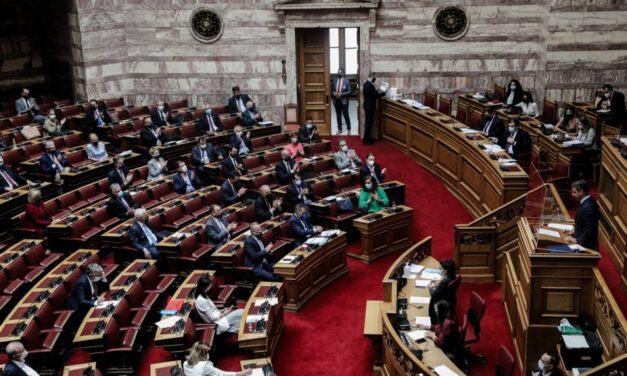 Ντροπή και κηλίδα για τα δημοκρατικά κεκτημένα στη χώρα μας η ομιλία Ζελένσκι και μέλους νεοναζιστικού τάγματος στο ελληνικό κοινοβούλιο