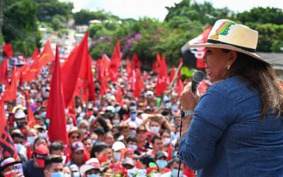 Νέα πρόεδρος της Ονδούρας, Σιομάρα Κάστρο, του Ελεύθερου Κόμματος (Partido Libre)