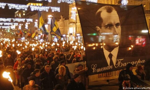 Ουκρανικές εθνικιστικές οργανώσεις απειλούν Έλληνες πολίτες