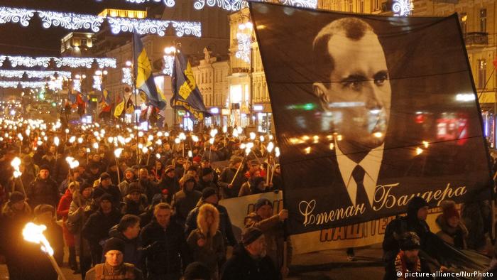 Ουκρανικές εθνικιστικές οργανώσεις απειλούν Έλληνες πολίτες